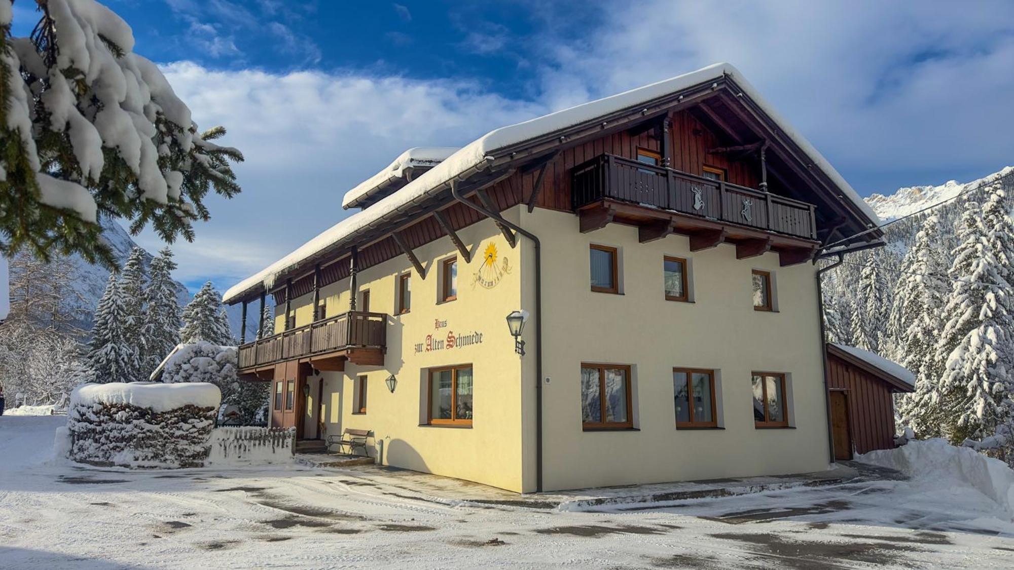 Alte Schmiede Hotel Leutasch Buitenkant foto