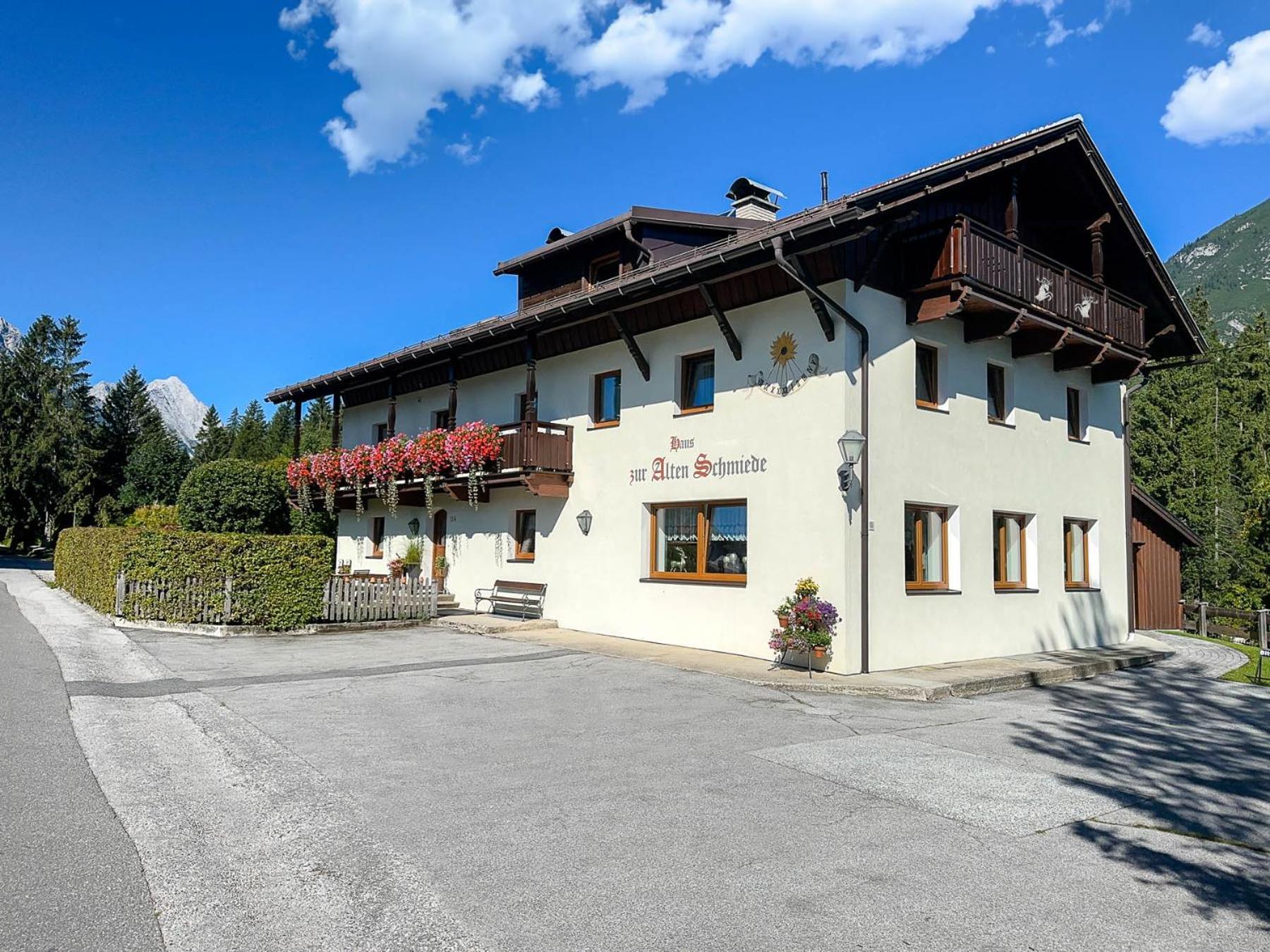 Alte Schmiede Hotel Leutasch Buitenkant foto